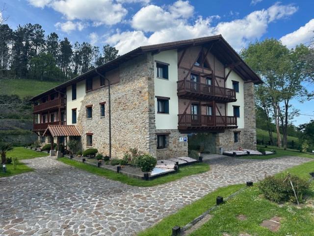 Hotel-Apartamento Rural Atxurra Bermeo Exterior photo