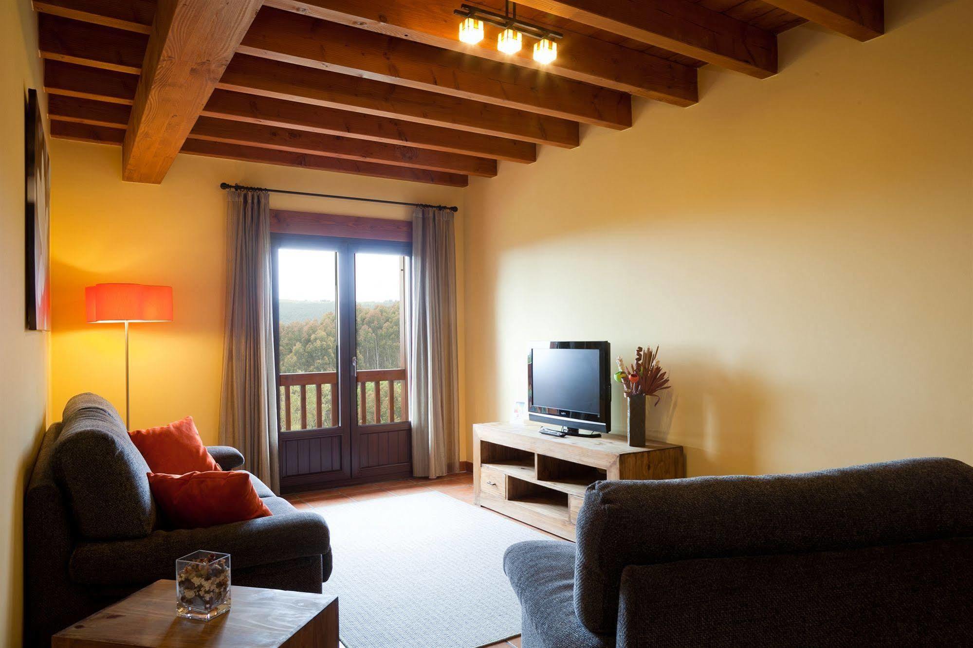 Hotel-Apartamento Rural Atxurra Bermeo Exterior photo