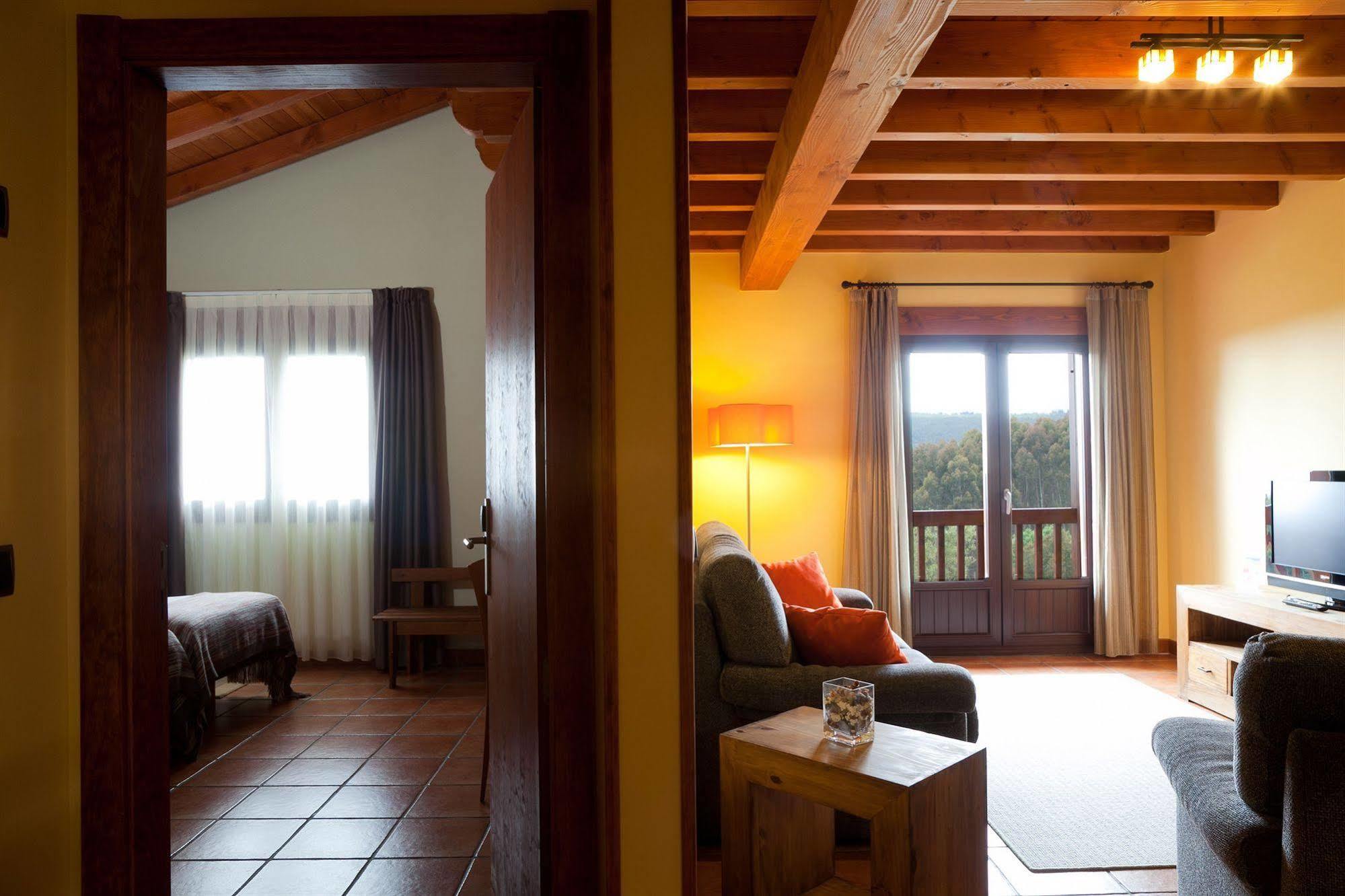 Hotel-Apartamento Rural Atxurra Bermeo Exterior photo